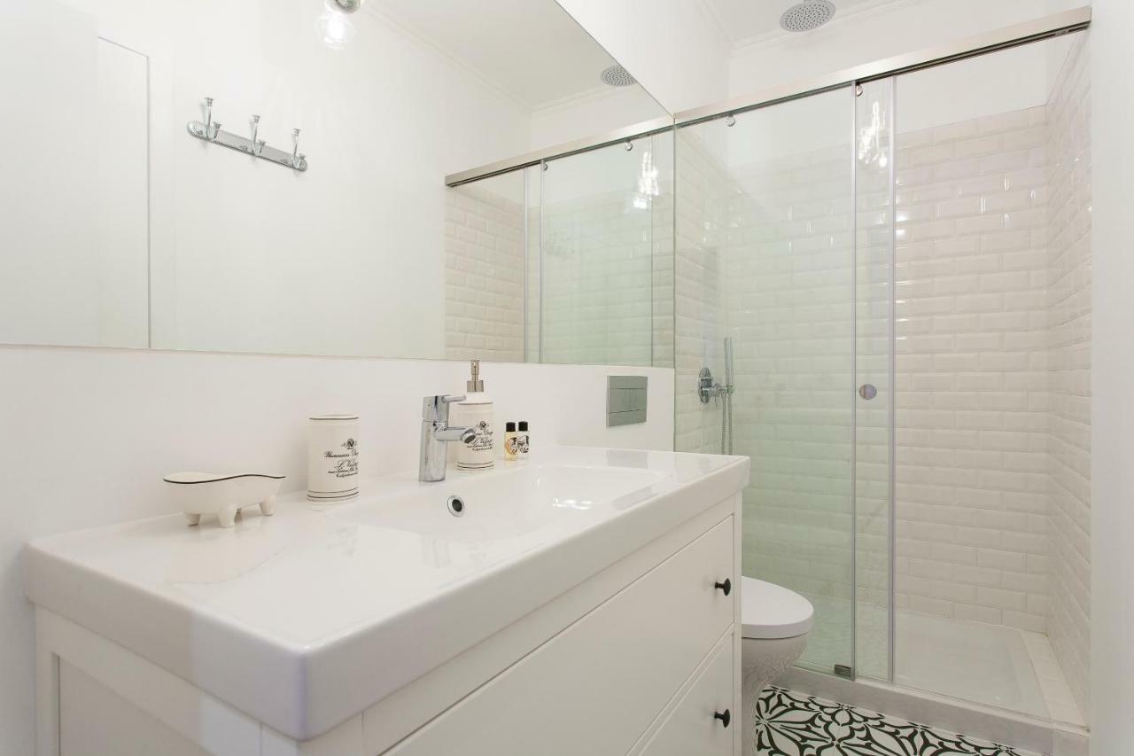 2 Suites Stylish Flat At Bairro Alto-Principe Real ลิสบอน ภายนอก รูปภาพ